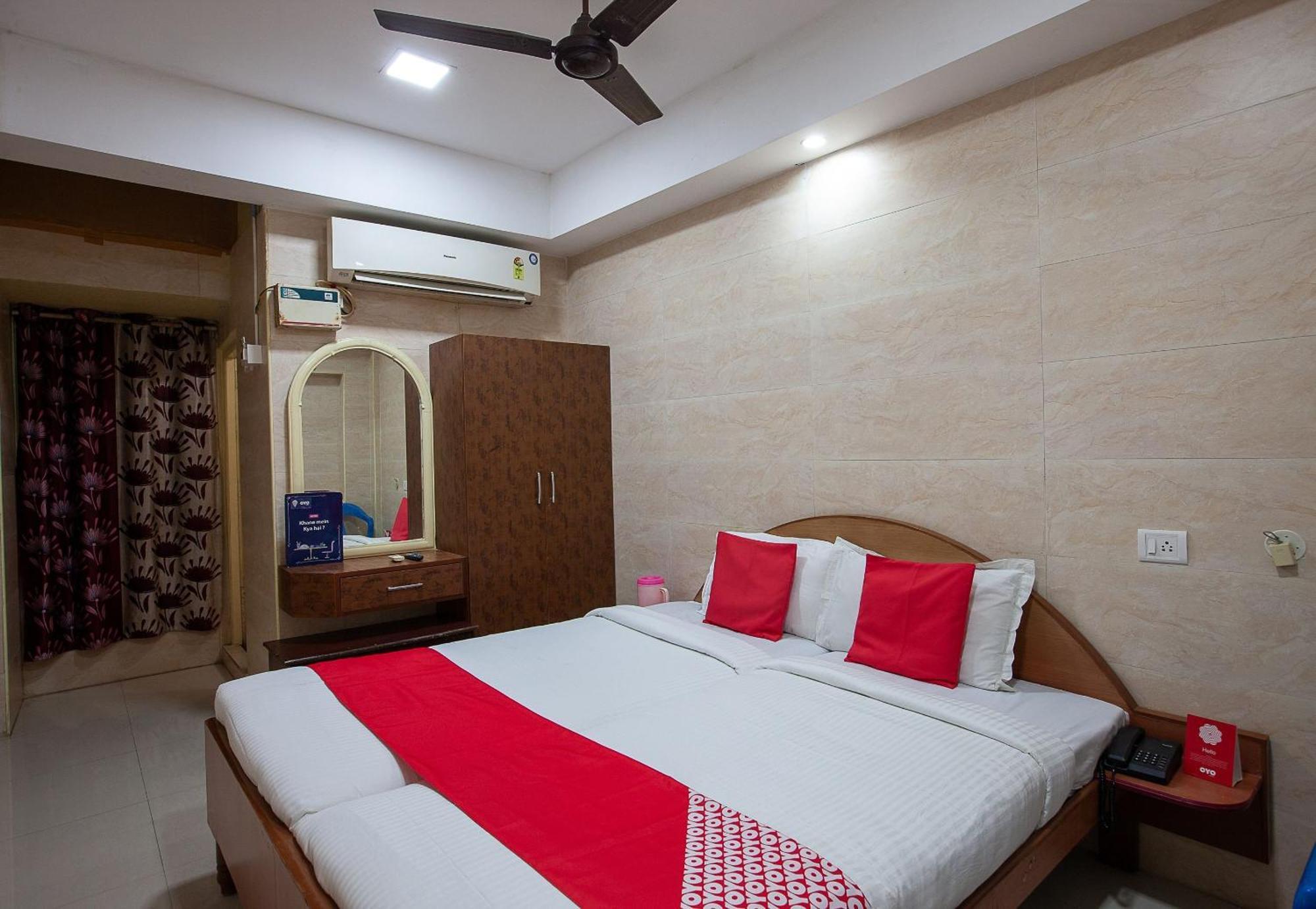 Collection O Hotel Sudha Inn Near Sangam Cinemas Ченнаи Экстерьер фото