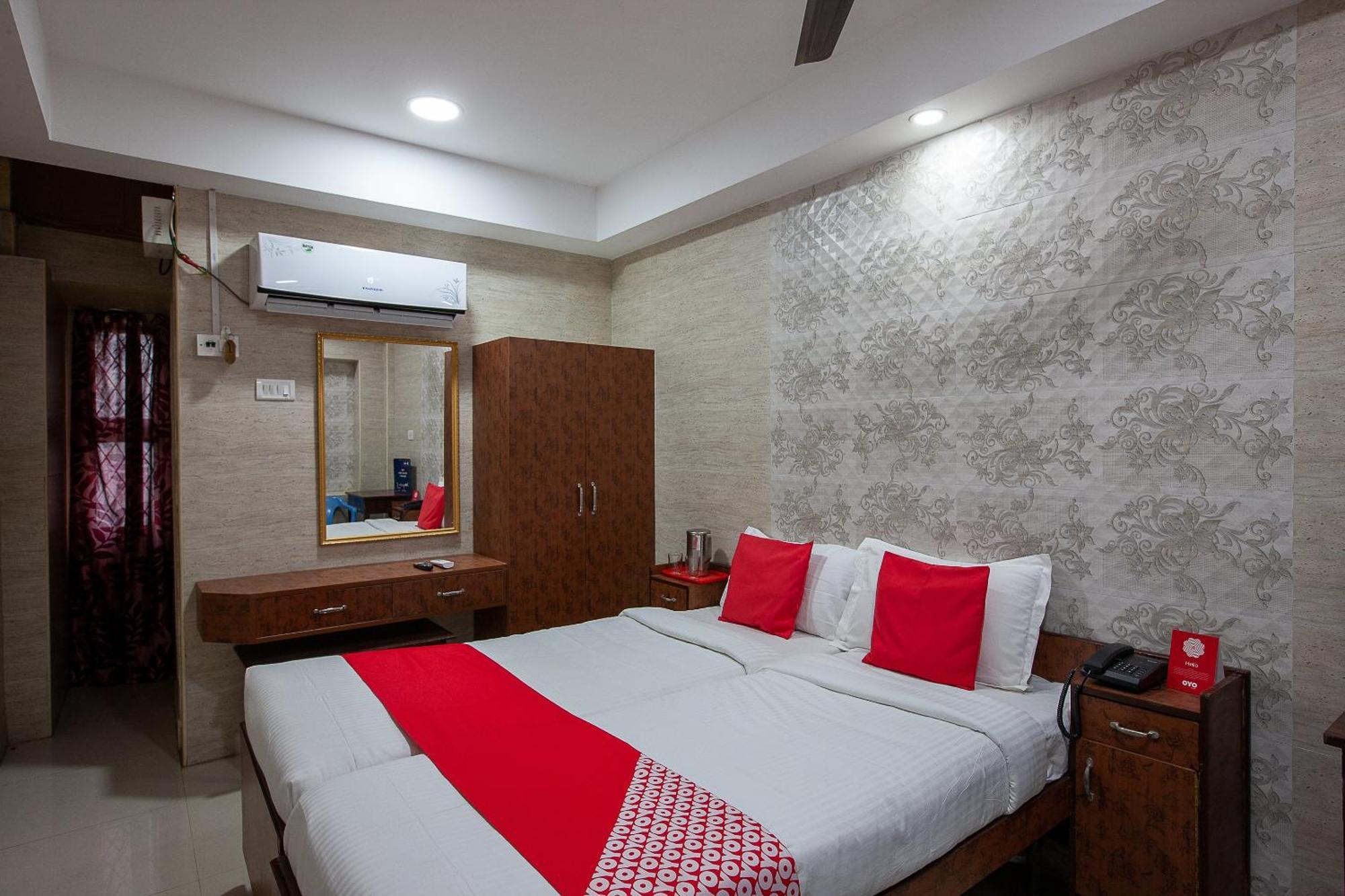 Collection O Hotel Sudha Inn Near Sangam Cinemas Ченнаи Экстерьер фото